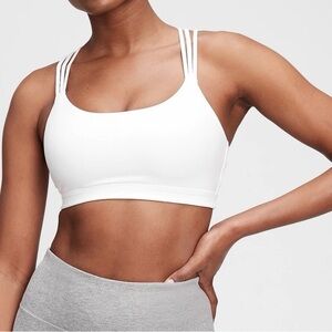 White Strappy sports bra - Gap Eclipse Medium Support